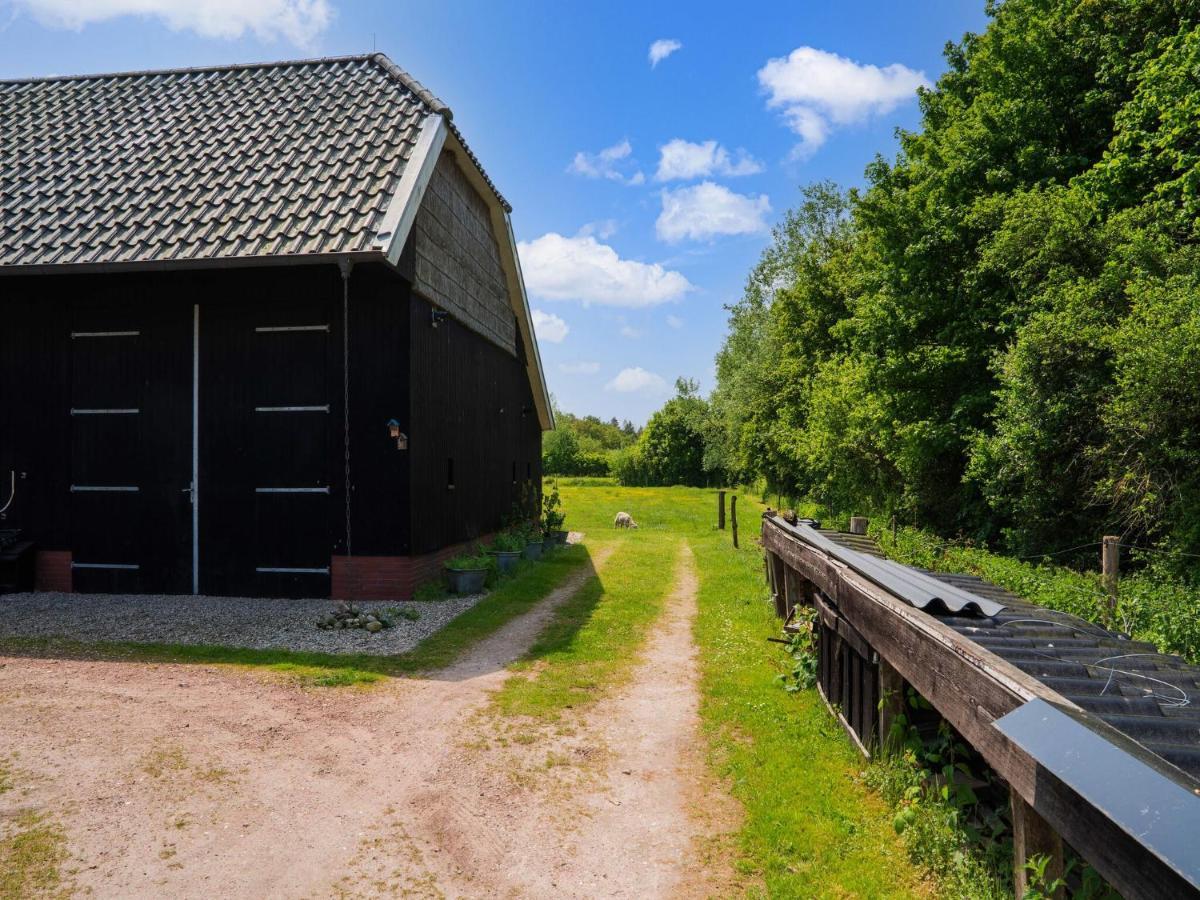 A Lovely Cottage On The Dwingelderveld Nature Park Beilen Luaran gambar